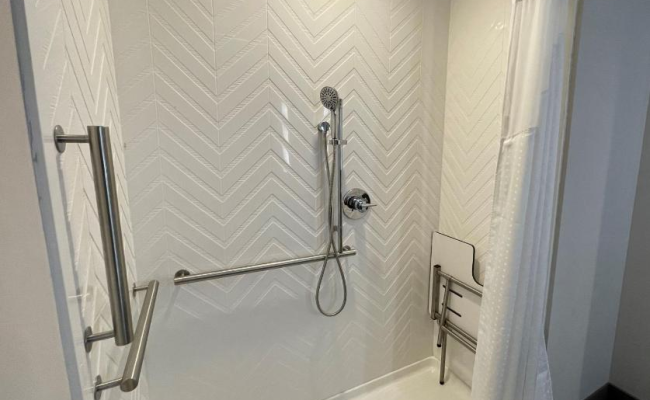 Holiday Inn Hotel & Suites Chicago - Downtown by IHG