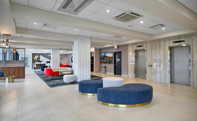 Holiday Inn Hotel & Suites Chicago - Downtown by IHG