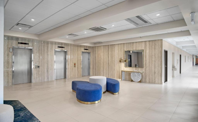 Holiday Inn Hotel & Suites Chicago - Downtown by IHG
