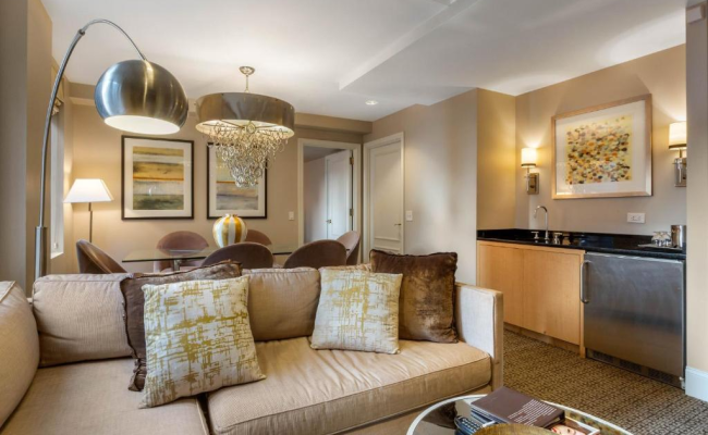 Omni Berkshire Place