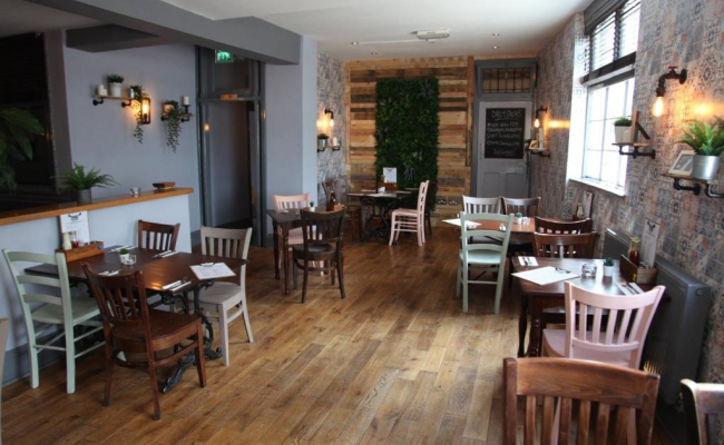 The Moseley Arms