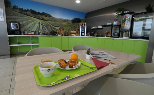 Appart-Hotel Mer & Golf City Bordeaux Bassins a flot