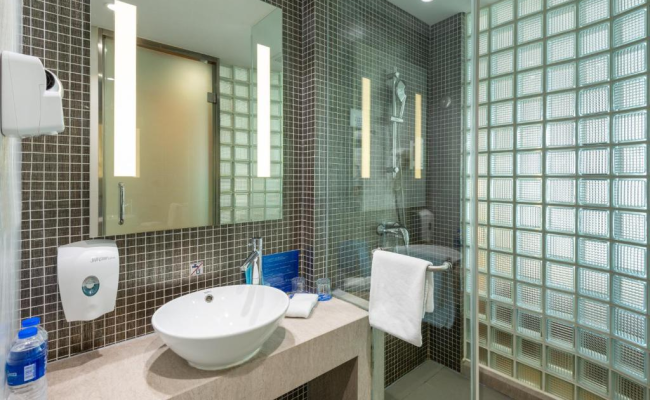 Holiday Inn Express Shanghai Gongkang