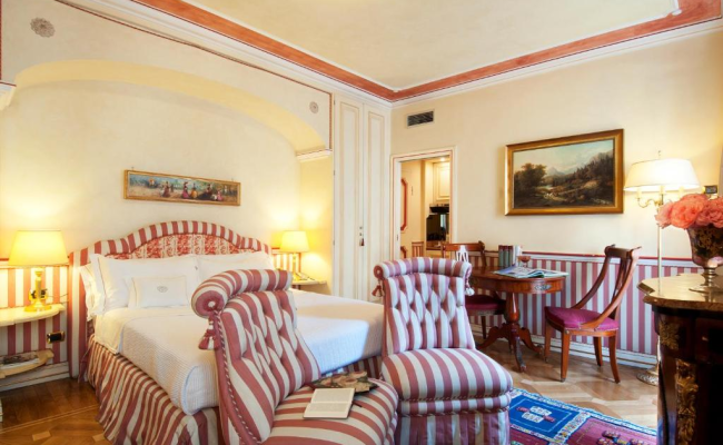 Petit Palais Hotel De Charme