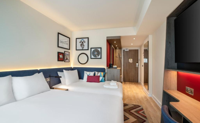 Hampton By Hilton London City