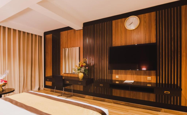 Golden Ship Hotel