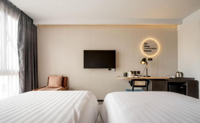 Seekers Finders Rama IV Hotel SureStay Collection by BW