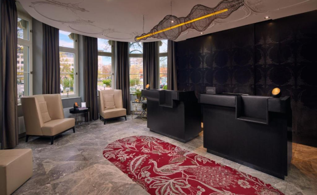 Roomers Berlin Steinplatz, Autograph Collection