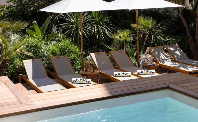 MOB HOTEL Cannes