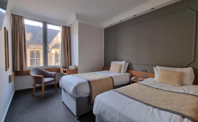 Lancaster Hall Hotel