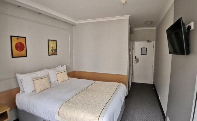Lancaster Hall Hotel