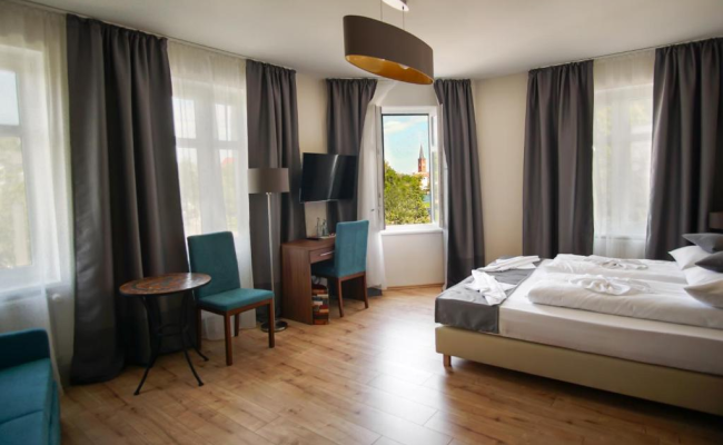 Hotel Bett Und Buch