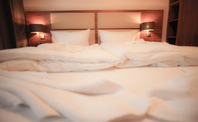 Hotel Bett Und Buch