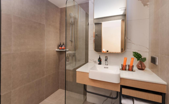 Lumen Bangkok Udomsuk Station