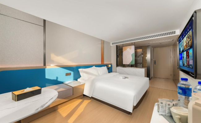 Warm Yes Hotel