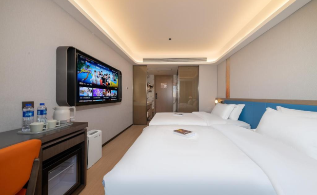 Warm Yes Hotel