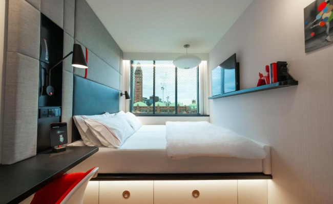 citizenM London Victoria Station