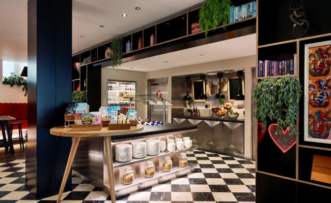 citizenM London Victoria Station