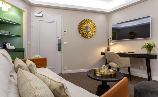 Hotel Camille Paris Tapestry Collection by Hilton