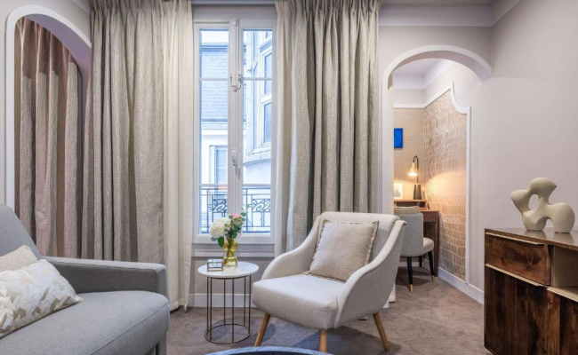 Hotel Camille Paris Tapestry Collection by Hilton
