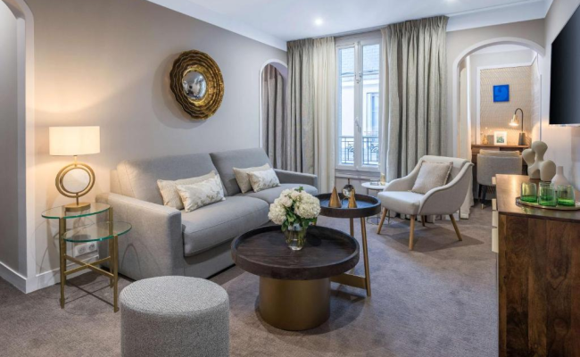 Hotel Camille Paris Tapestry Collection by Hilton