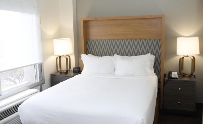 Holiday Inn O'Hare Area by IHG