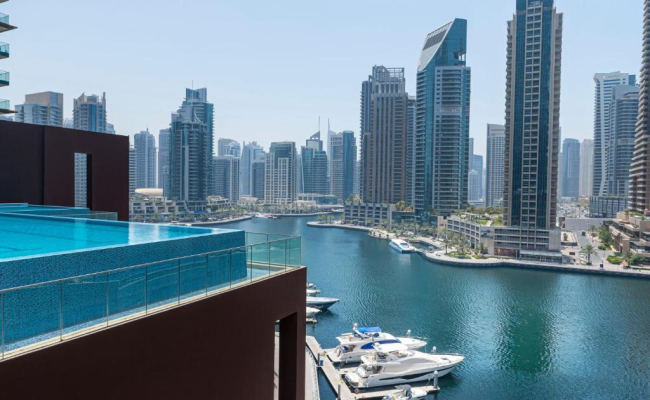 Jumeirah Living Marina Gate