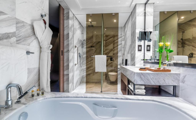 Taj Jumeirah Lakes Towers