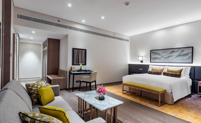 Taj Jumeirah Lakes Towers