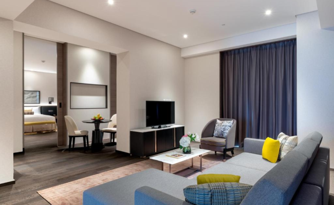 Taj Jumeirah Lakes Towers