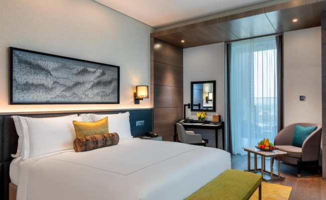 Taj Jumeirah Lakes Towers