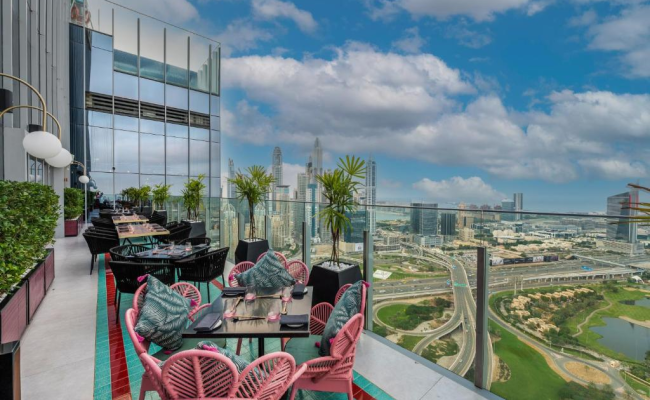 Taj Jumeirah Lakes Towers