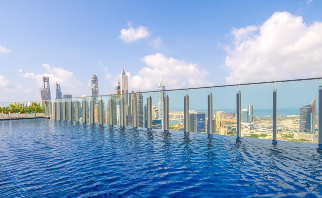 Taj Jumeirah Lakes Towers