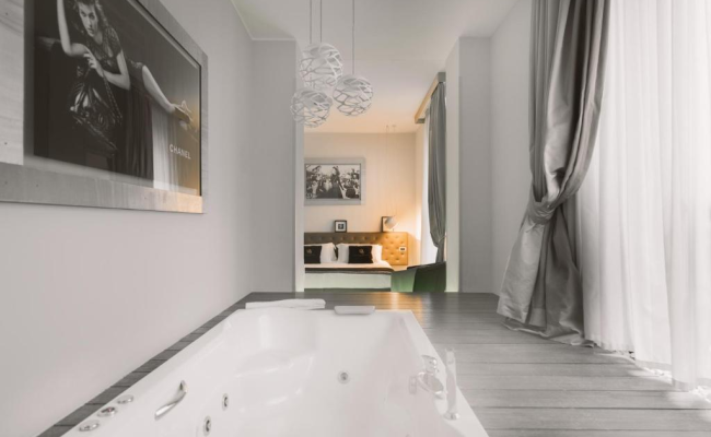 Montenapoleone Suites