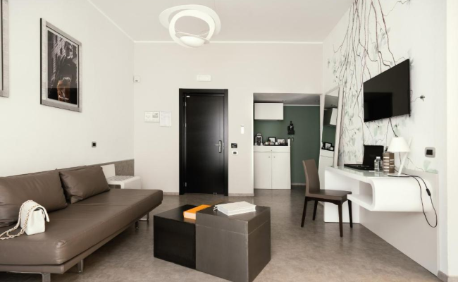 Montenapoleone Suites