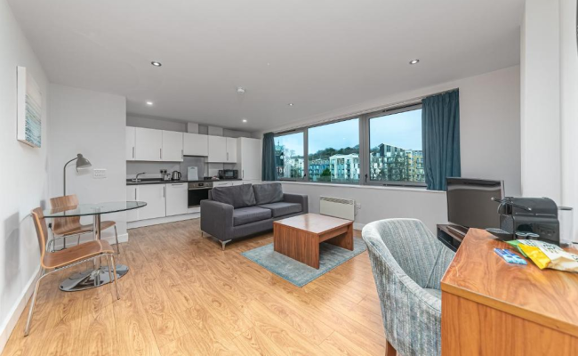 HQ Aparthotel Farnborough