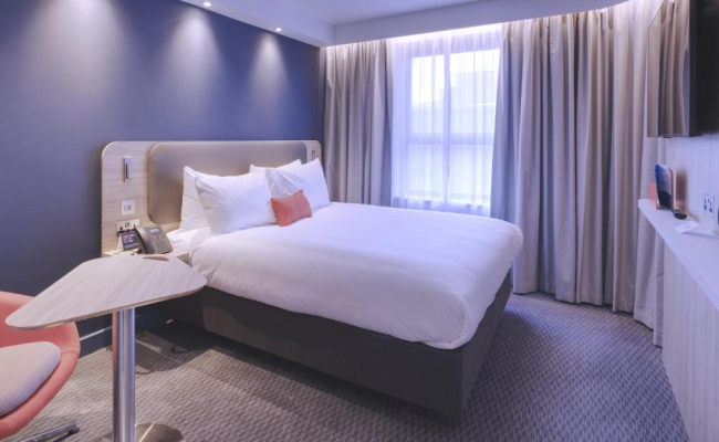 Holiday Inn Express - Fleet by IHG