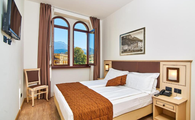 Hotel Europa - Skypool & Panorama