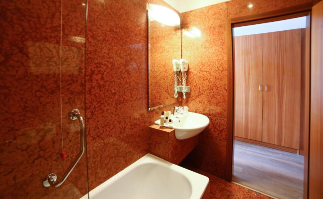 Hotel Europa - Skypool & Panorama