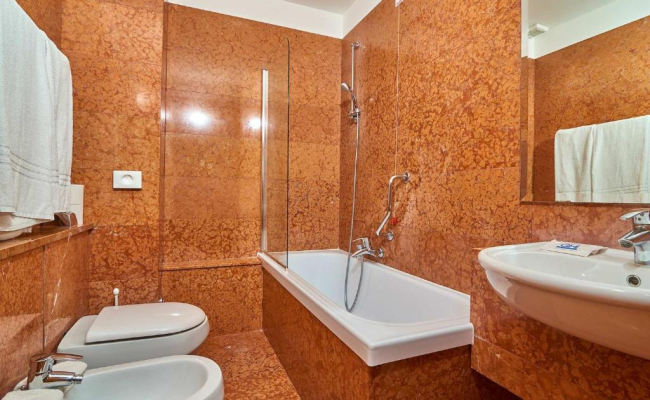 Hotel Europa - Skypool & Panorama