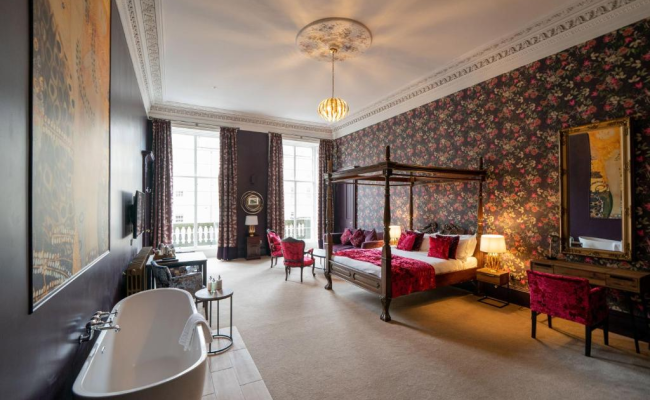 No11 Boutique Hotel & Brasserie