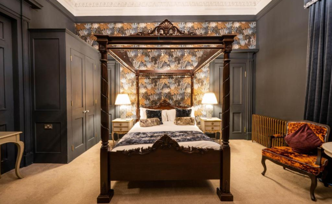 No11 Boutique Hotel & Brasserie