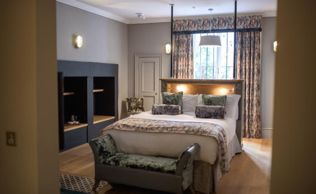 No11 Boutique Hotel & Brasserie