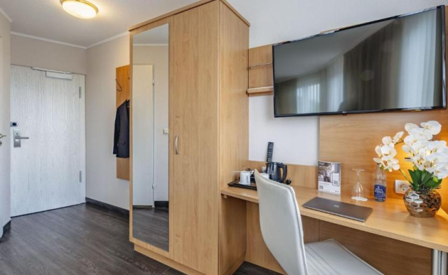 PLAZA INN Stuttgart Airport Messe