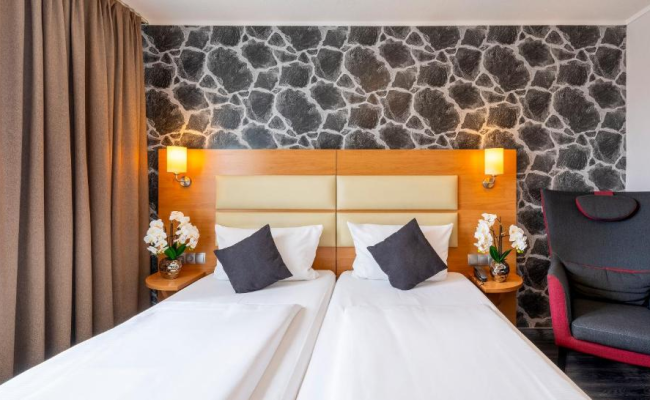 PLAZA INN Stuttgart Airport Messe