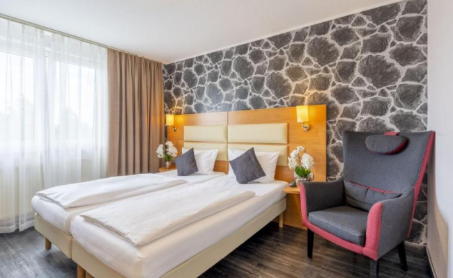 PLAZA INN Stuttgart Airport Messe