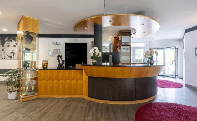 PLAZA INN Stuttgart Airport Messe