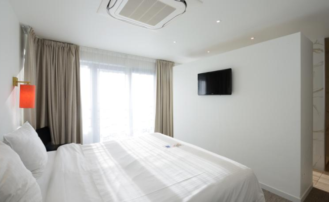 Center Hotel