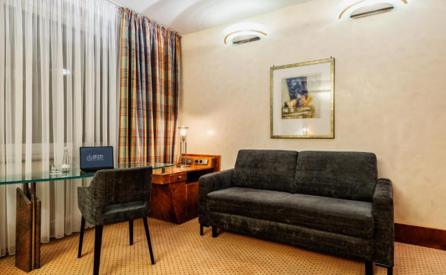 Hotel Royal