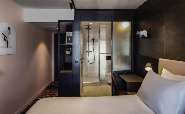 TRIBE Paris Batignolles